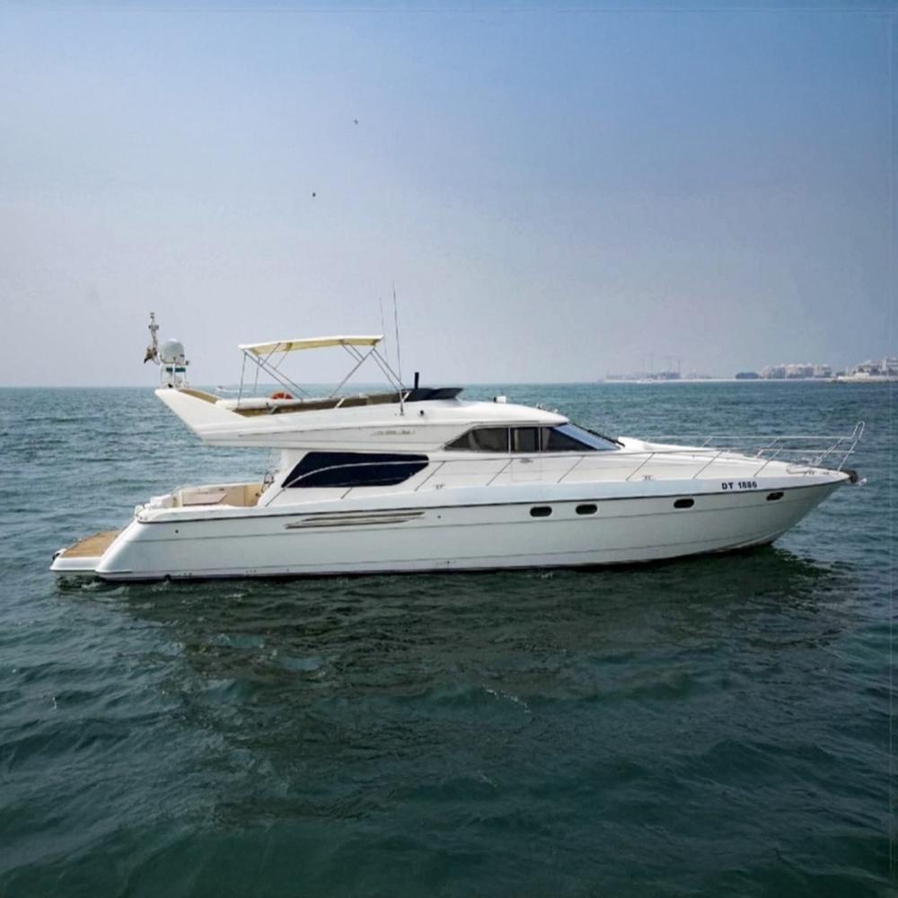 60 Ft Luxury Yacht