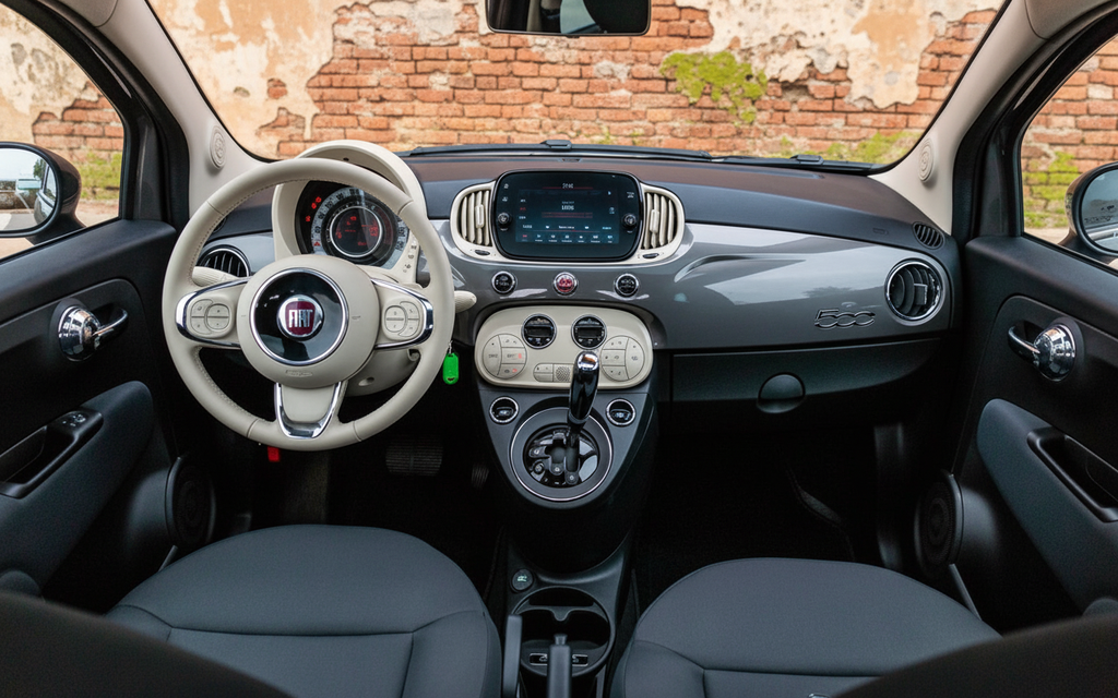 Fiat 500C 2023