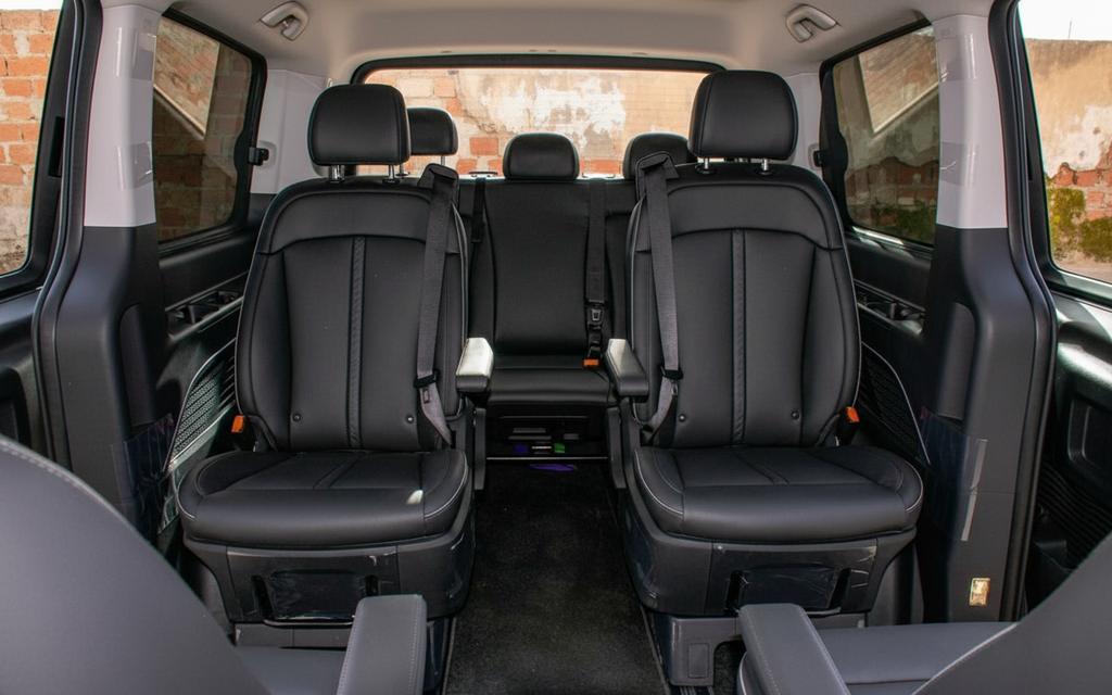 Hyundai Staria 9S 2024