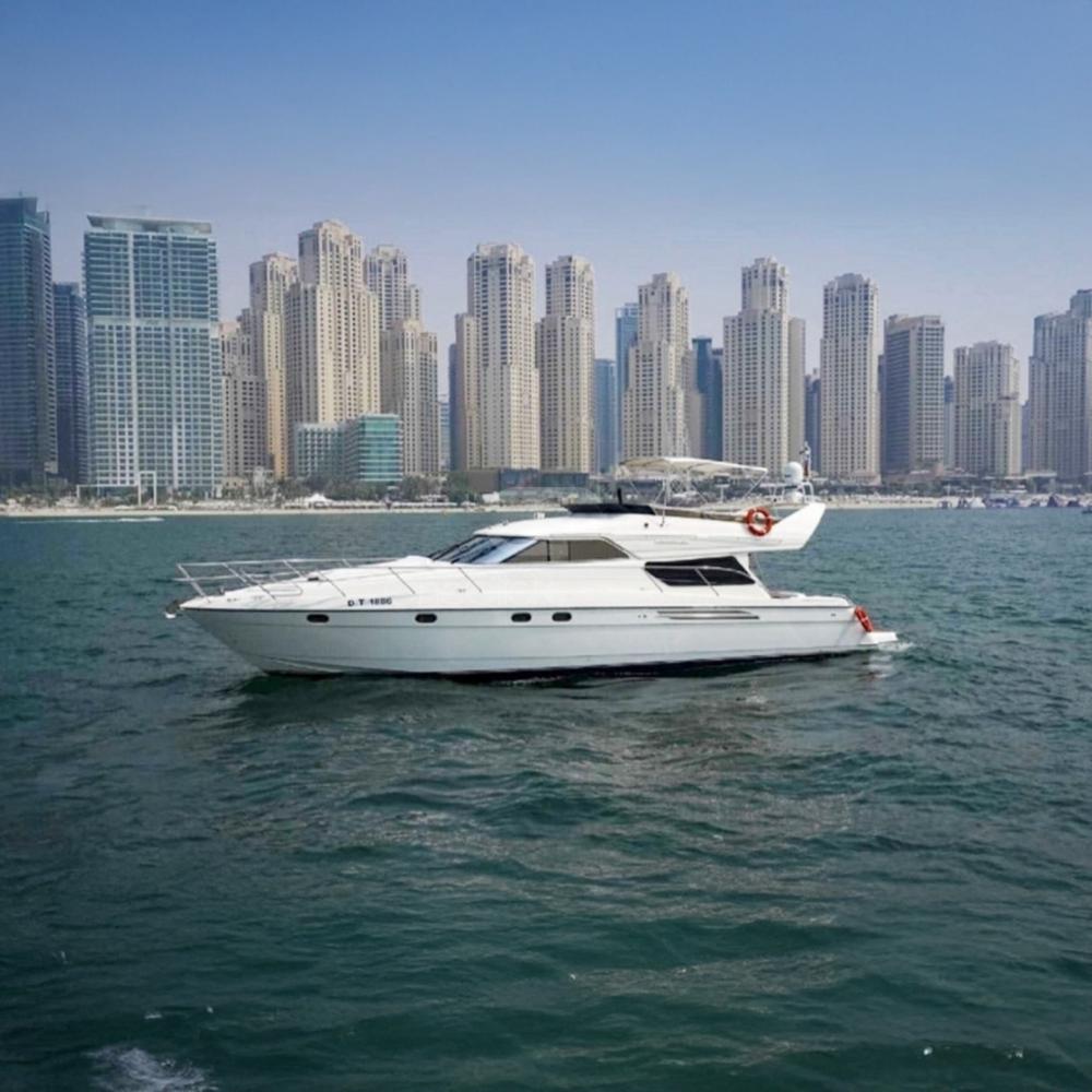 60 Ft Luxury Yacht