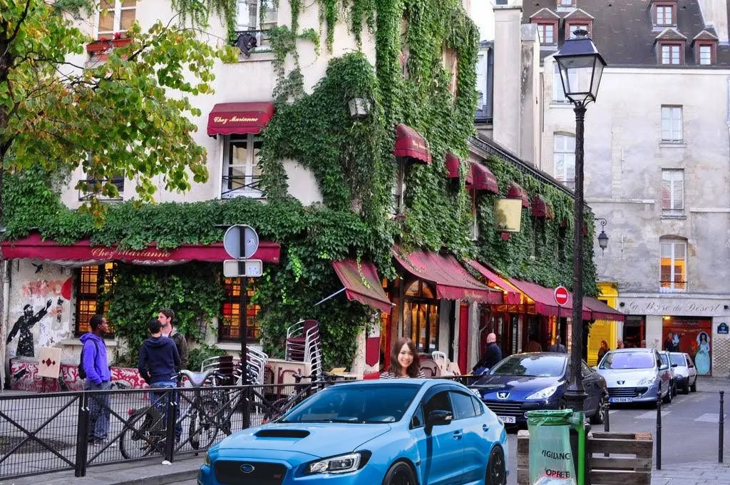 Car Rental in Le Marais, Paris 3rd Arrondissement