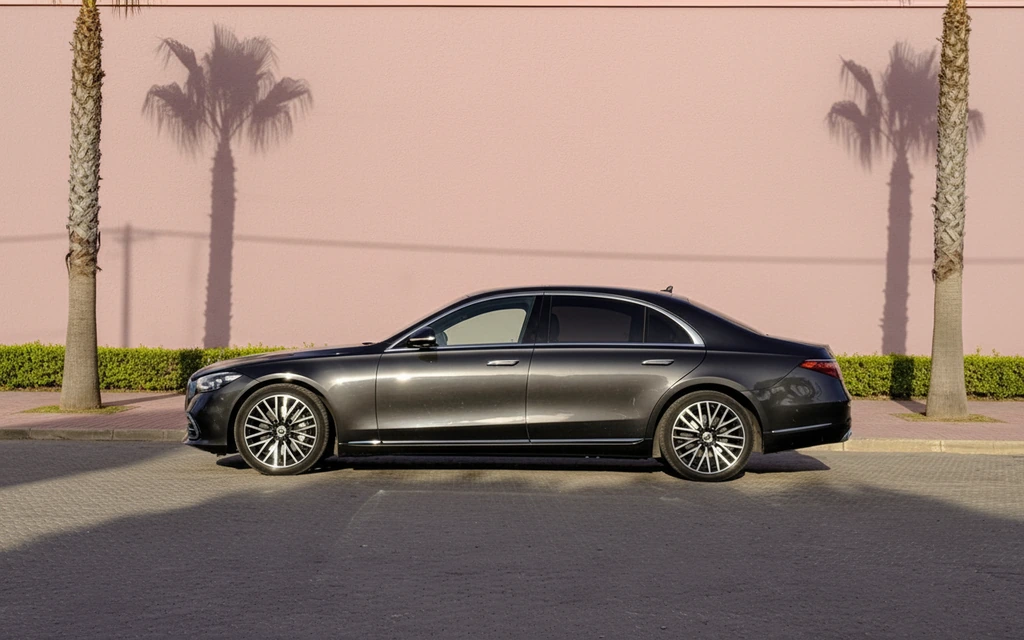 Mercedes Benz S400 2024