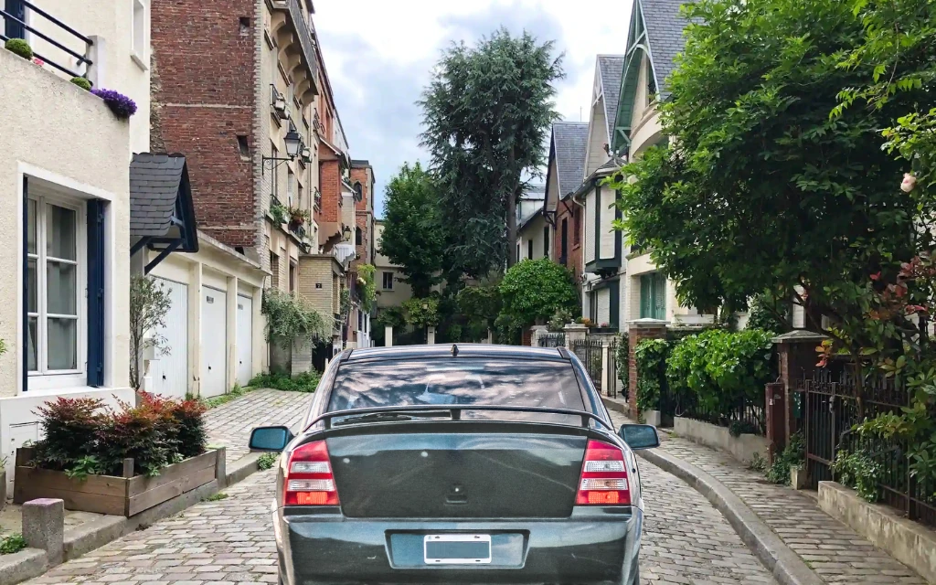 Car Rental in Montmartre, Paris 18th Arrondissement