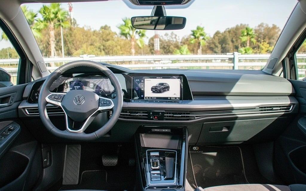 Volkswagen Golf 2024