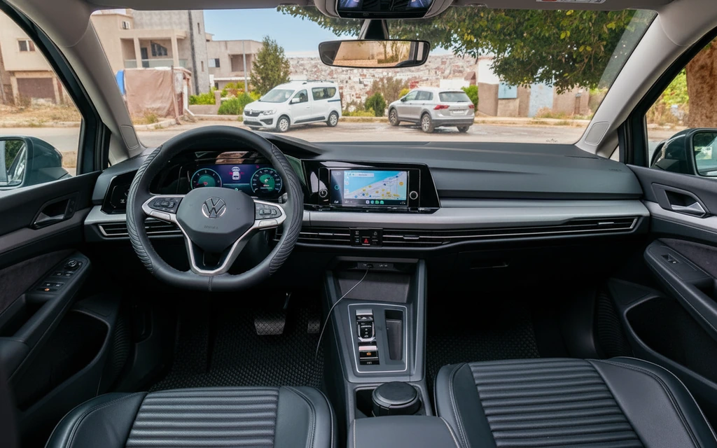 Volkswagen Golf 2024