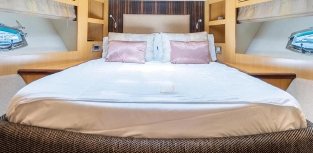 Majesty 56ft With Unlimited House Beverages