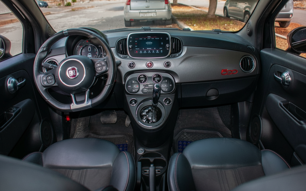 Fiat 500C 2023